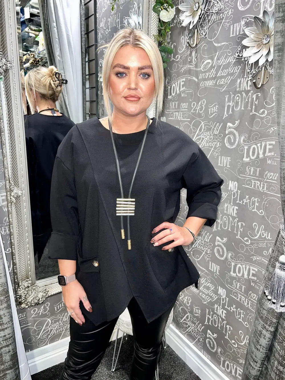 Evie Made In Italy Top BLACK - Tops