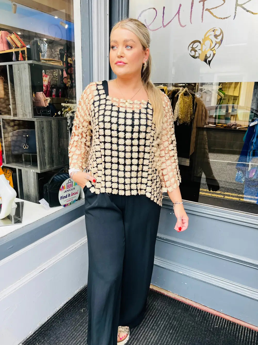Florence Flower Top GOLD