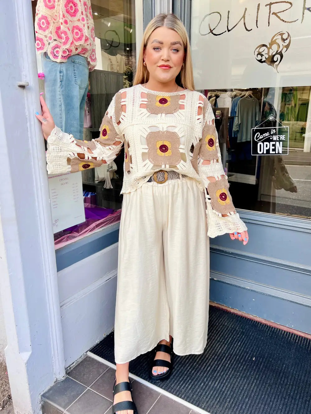 Flower Power Crochet Top MOCHA - Knitwear