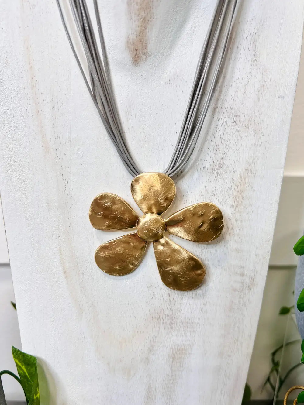 Gracee Large Daisy Shape Pendant GD