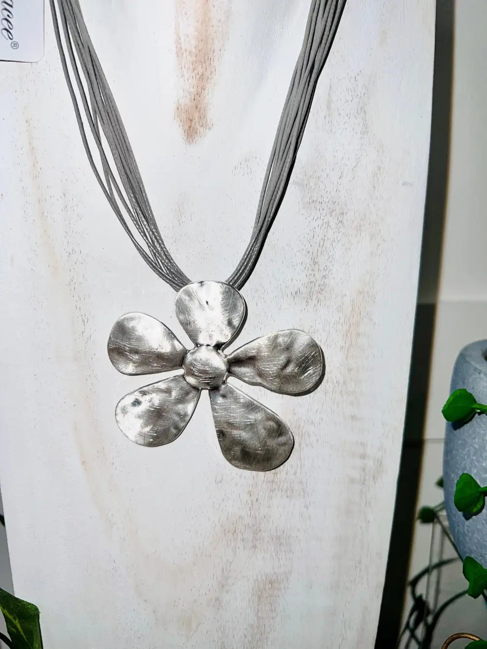 Gracee Large Daisy Shape Pendant SIL