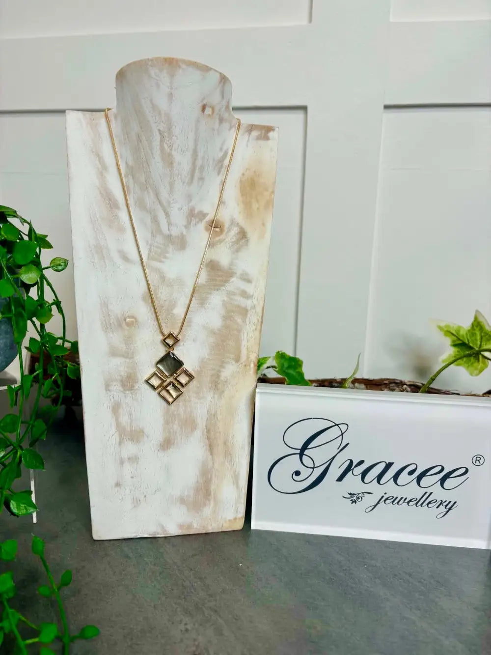 Gracee Short Square Abstract Necklace GOLD