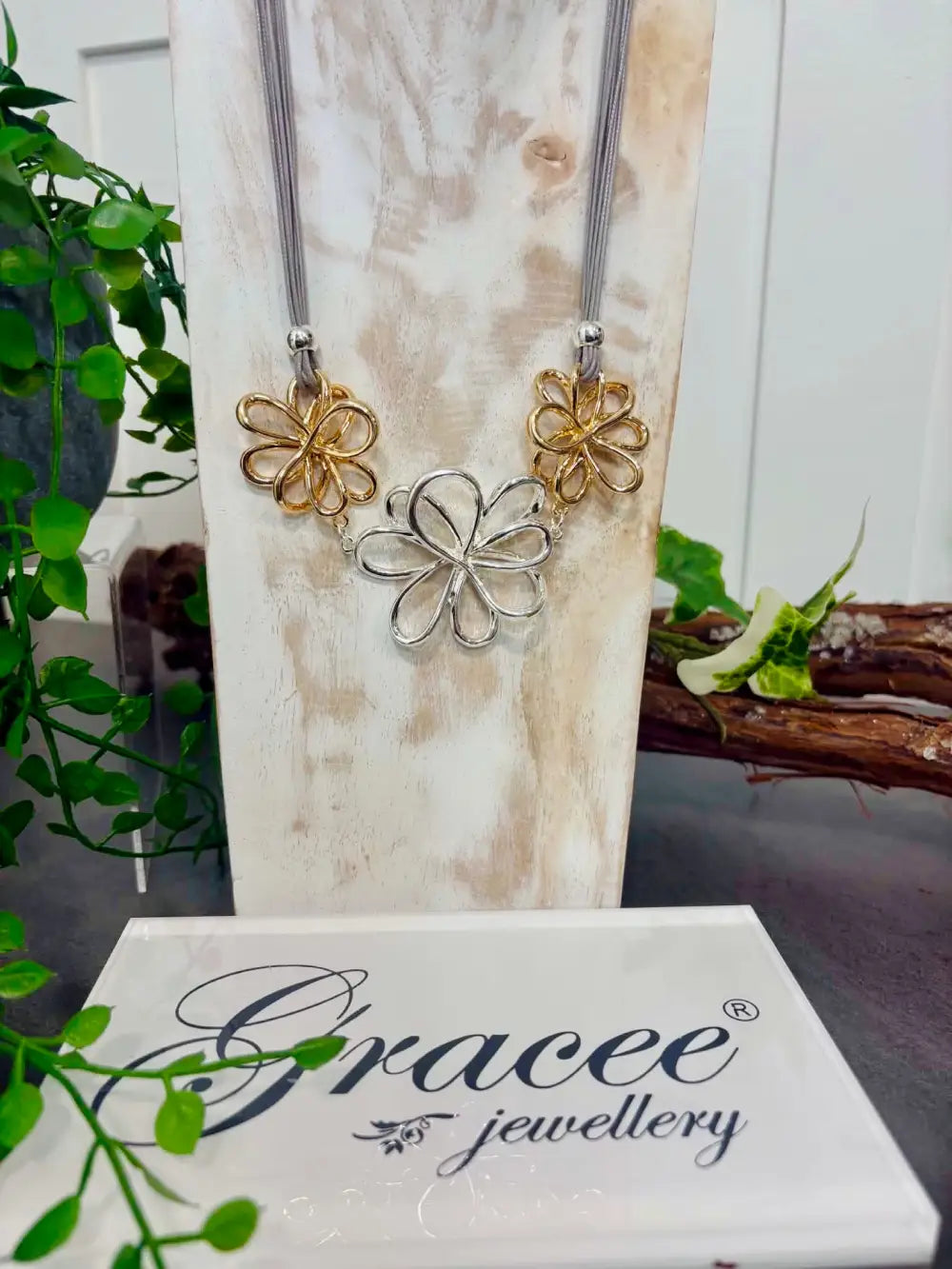 Gracee Triple Flower Necklace SG