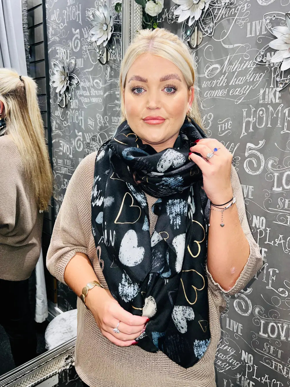 Graffiti Heart Print Scarf BLACK