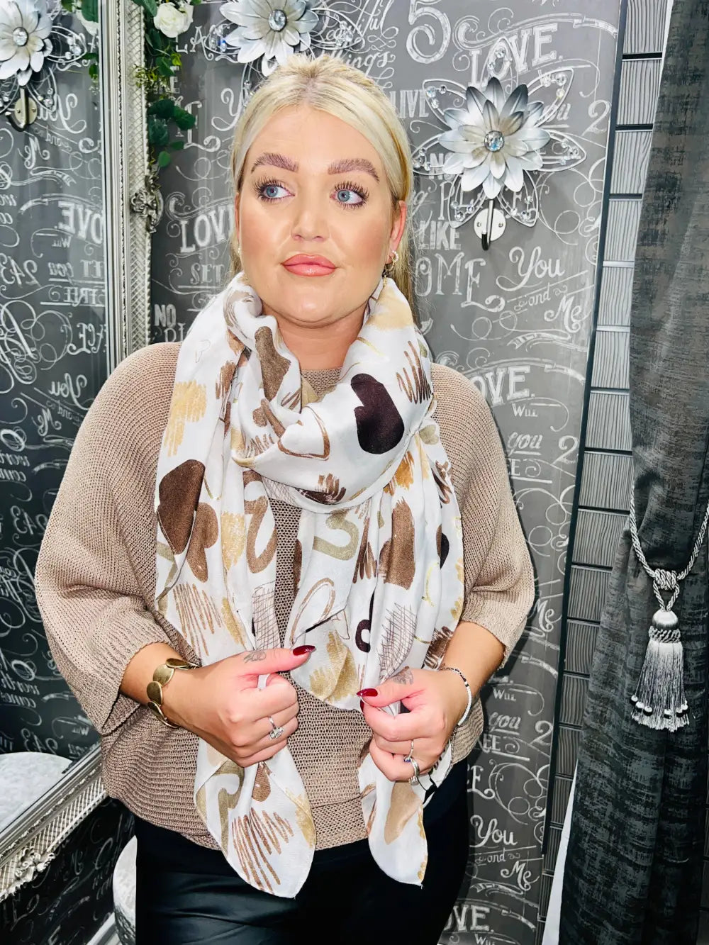 Graffiti Heart Print Scarf CREAM