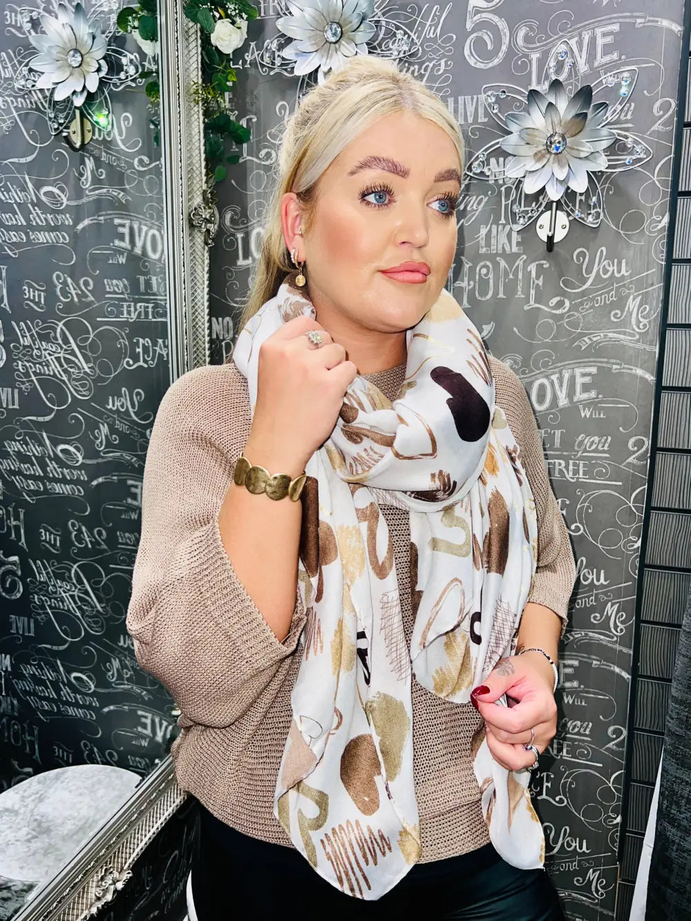 Graffiti Heart Print Scarf CREAM