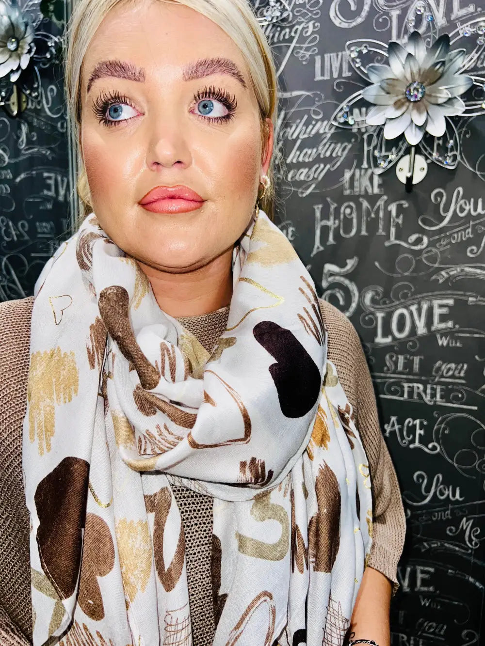 Graffiti Heart Print Scarf CREAM