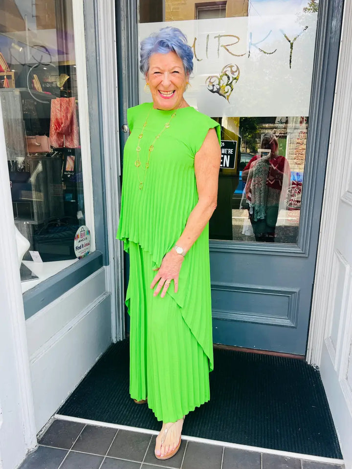 Hallie Hi-Low Pleated Top APPLE GREEN