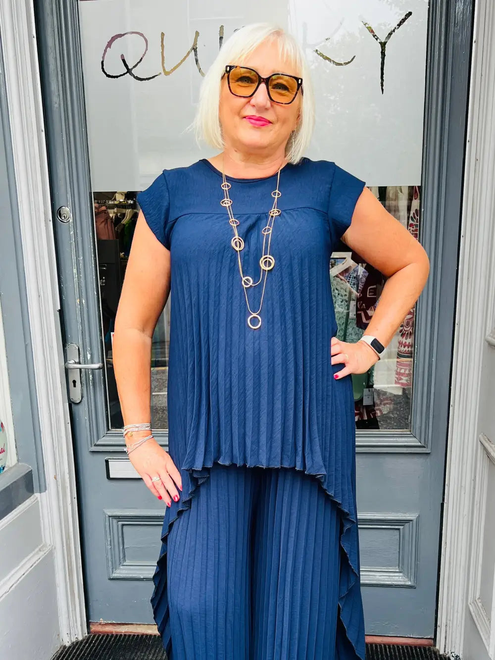 Hallie Hi-Low Pleated Top NAVY