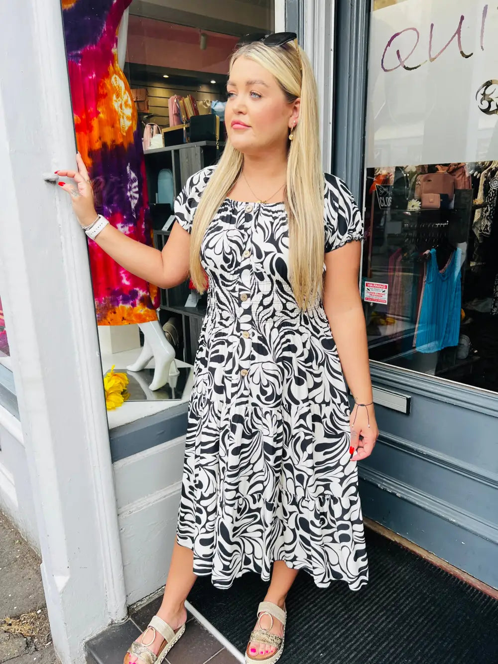 Hazel Swirl Midi Dress BLACK - Dress