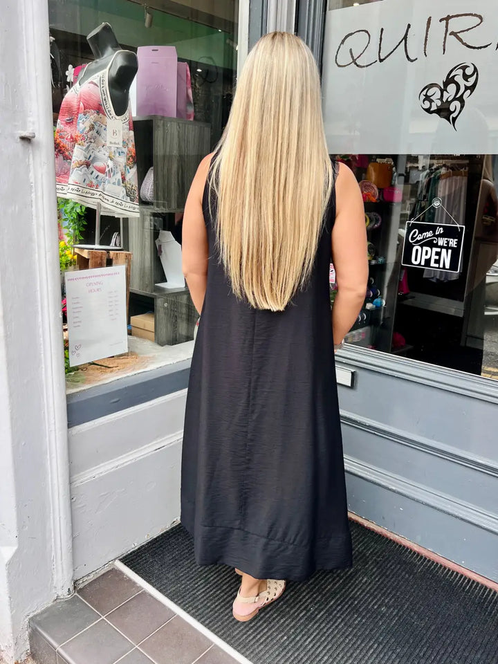 Indie Sleeveless Maxi Dress With Necklace BLACK