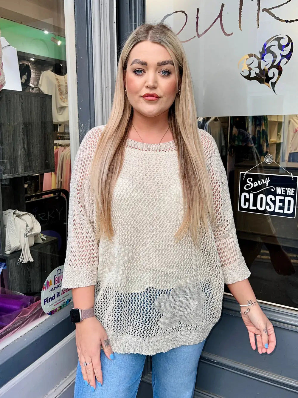 Jamela Flower Crochet Top BEIGE