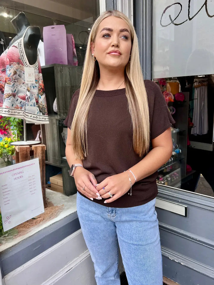 Jenna Fine Knit Short Sleeve Top CHOCOLATE