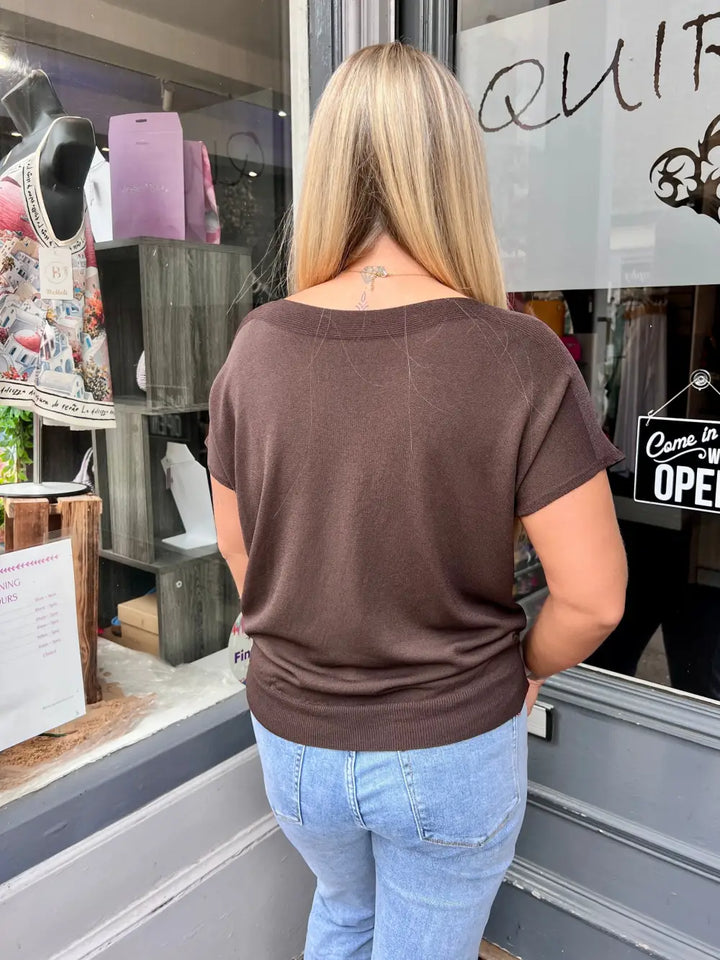 Jenna Fine Knit Short Sleeve Top CHOCOLATE