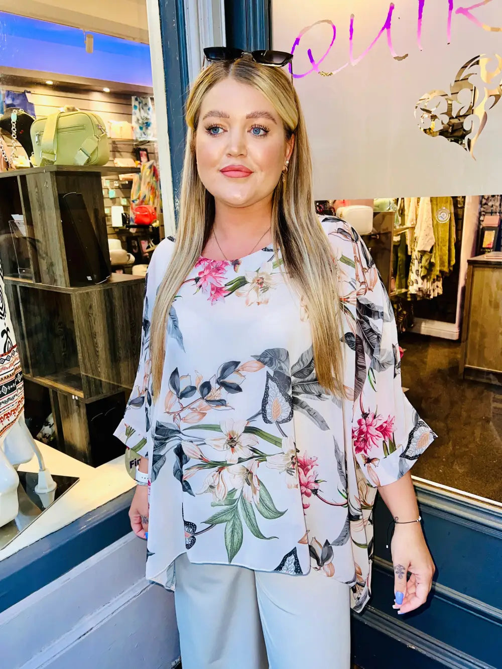 Jessica Floral Blouse BLACK