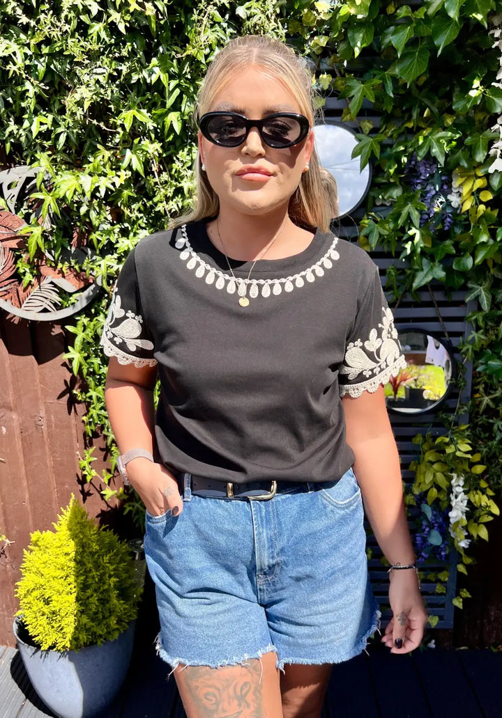 Katy Embroidered Sleeve T-Shirt BLACK - S/M