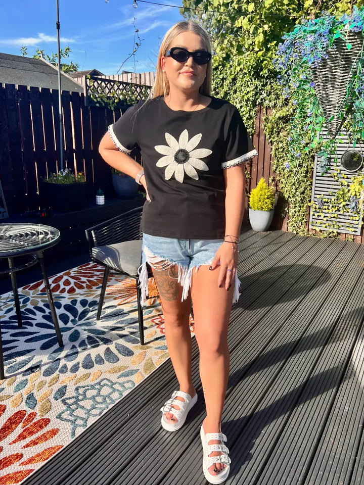 Kerri Embroidered Flower T-Shirt BLACK