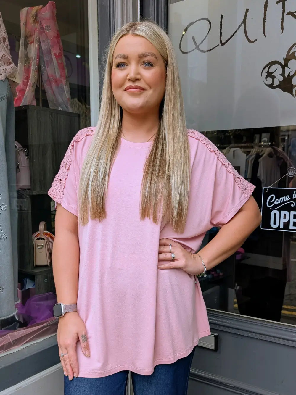 Kourtney Crochet Sleeve T Shirt DUSKY PINK