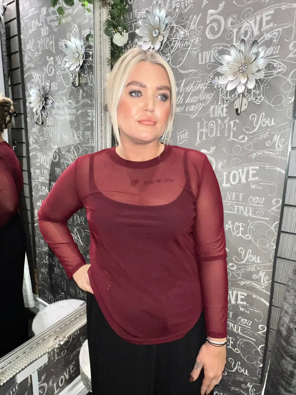 Layer Mesh Top WINE - Tops