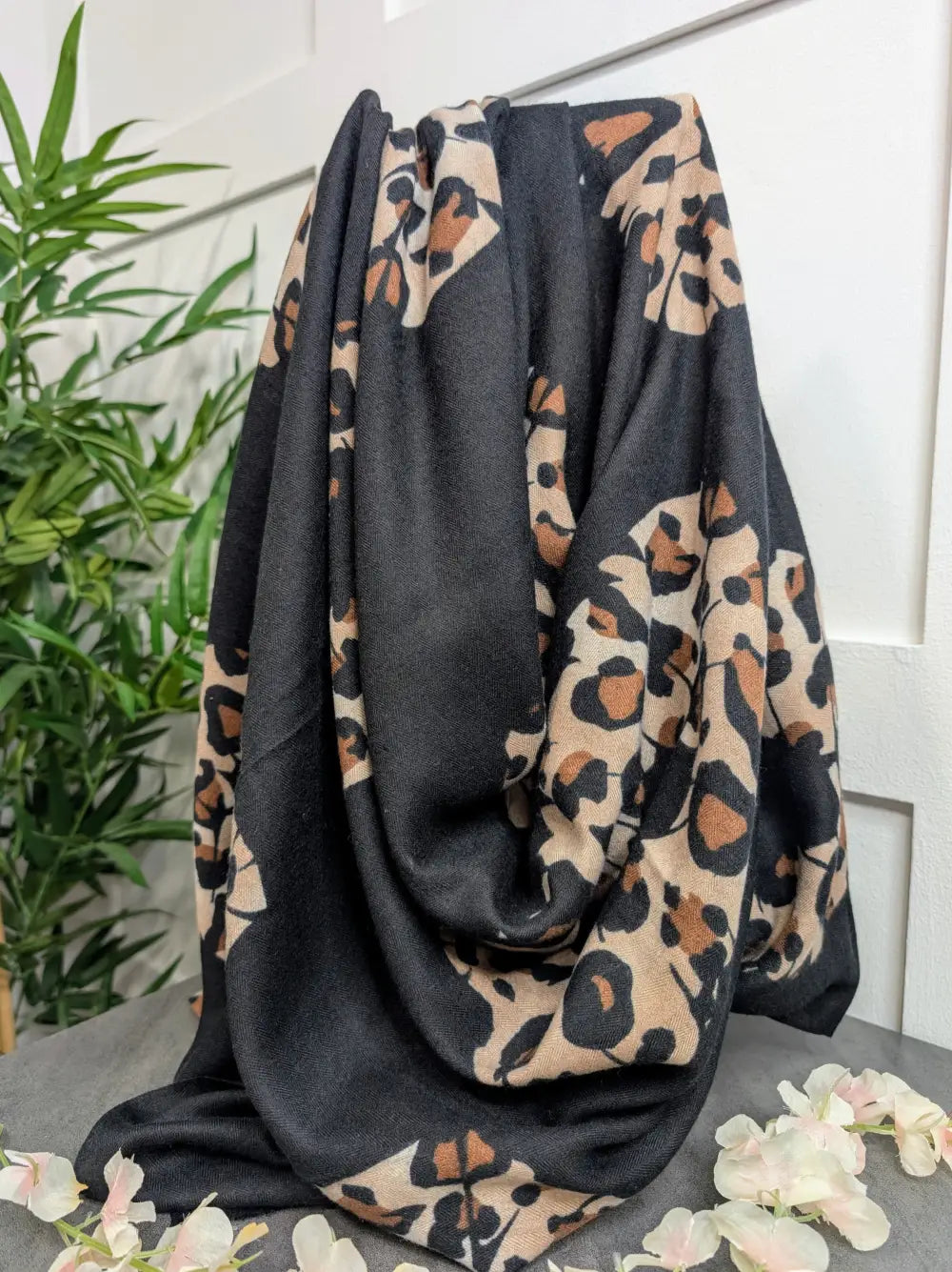 Lip Animal Print Scarf BLACK