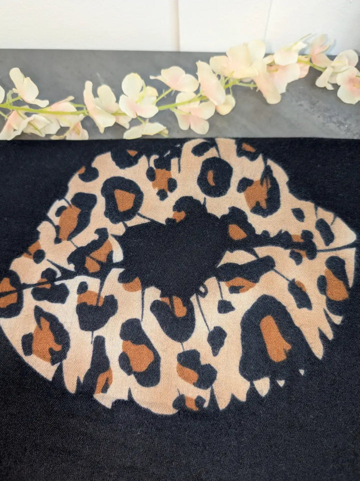 Lip Animal Print Scarf BLACK