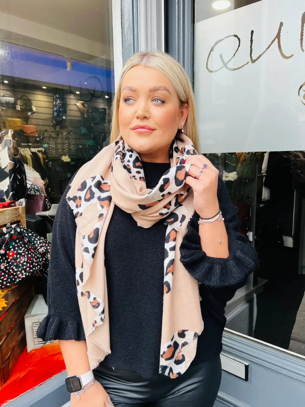 Lip Animal Print Scarf CAMEL