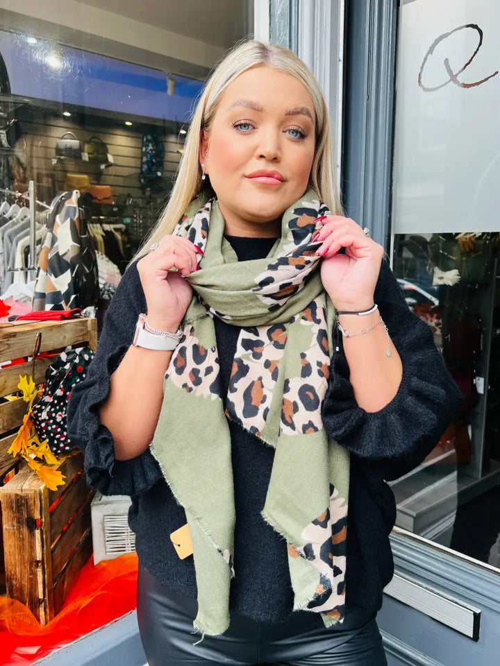 Lip Animal Print Scarf KHAKI