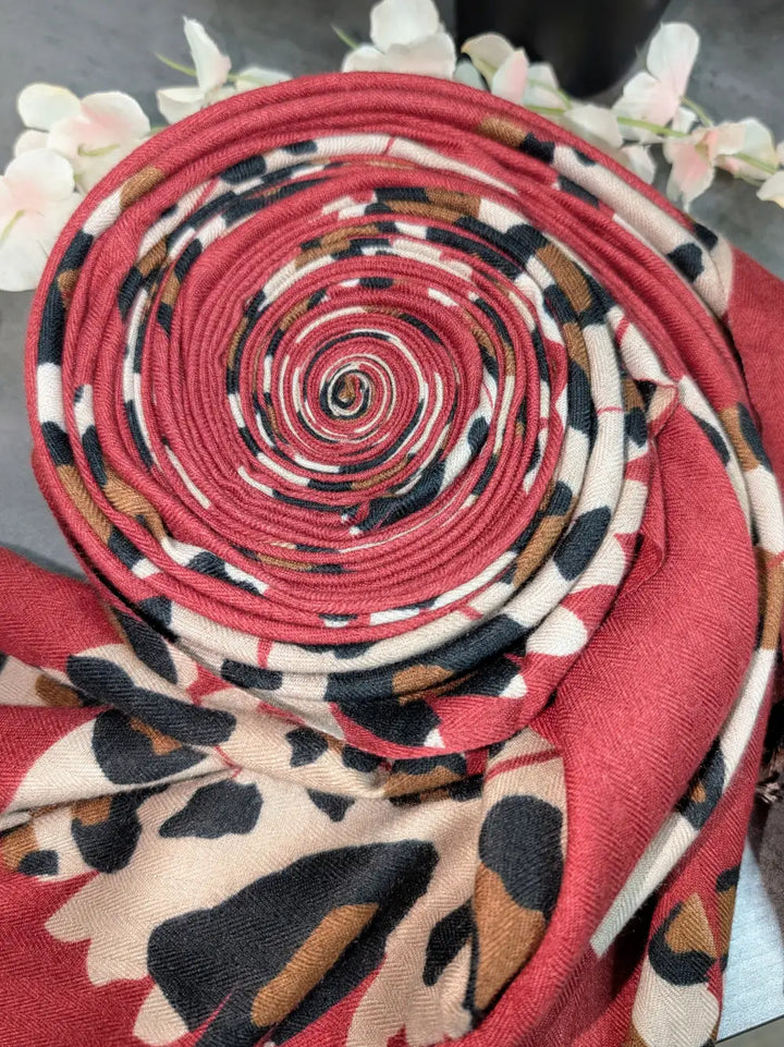 Lip Animal Print Scarf WINE