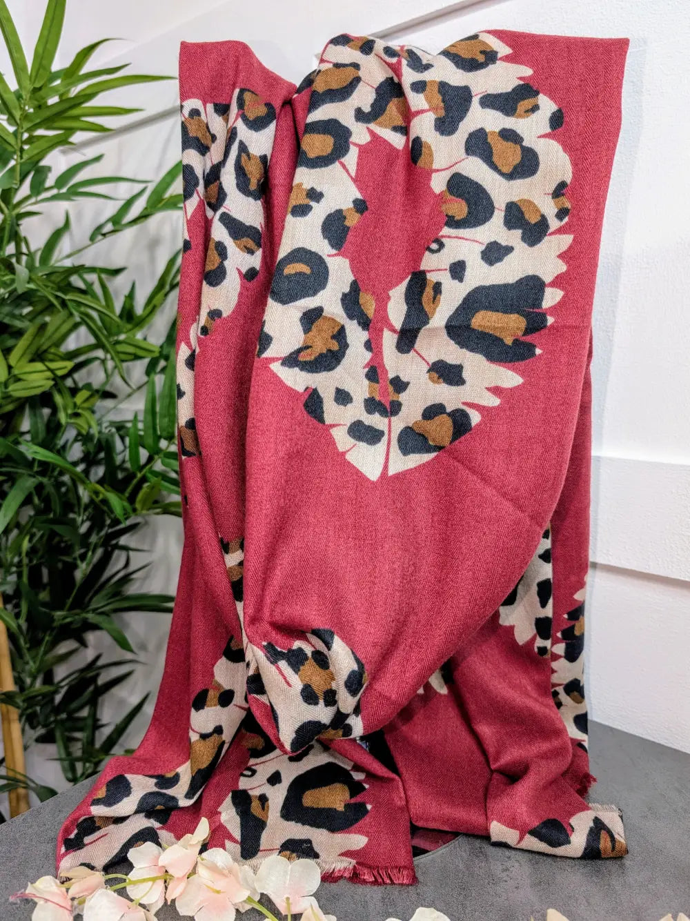 Lip Animal Print Scarf WINE