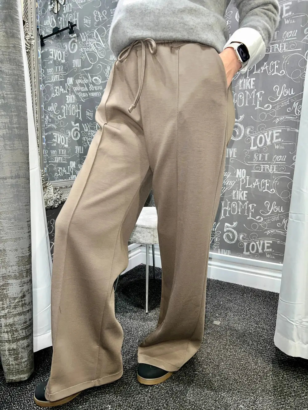 Lola Wide Leg Joggers MOCHA