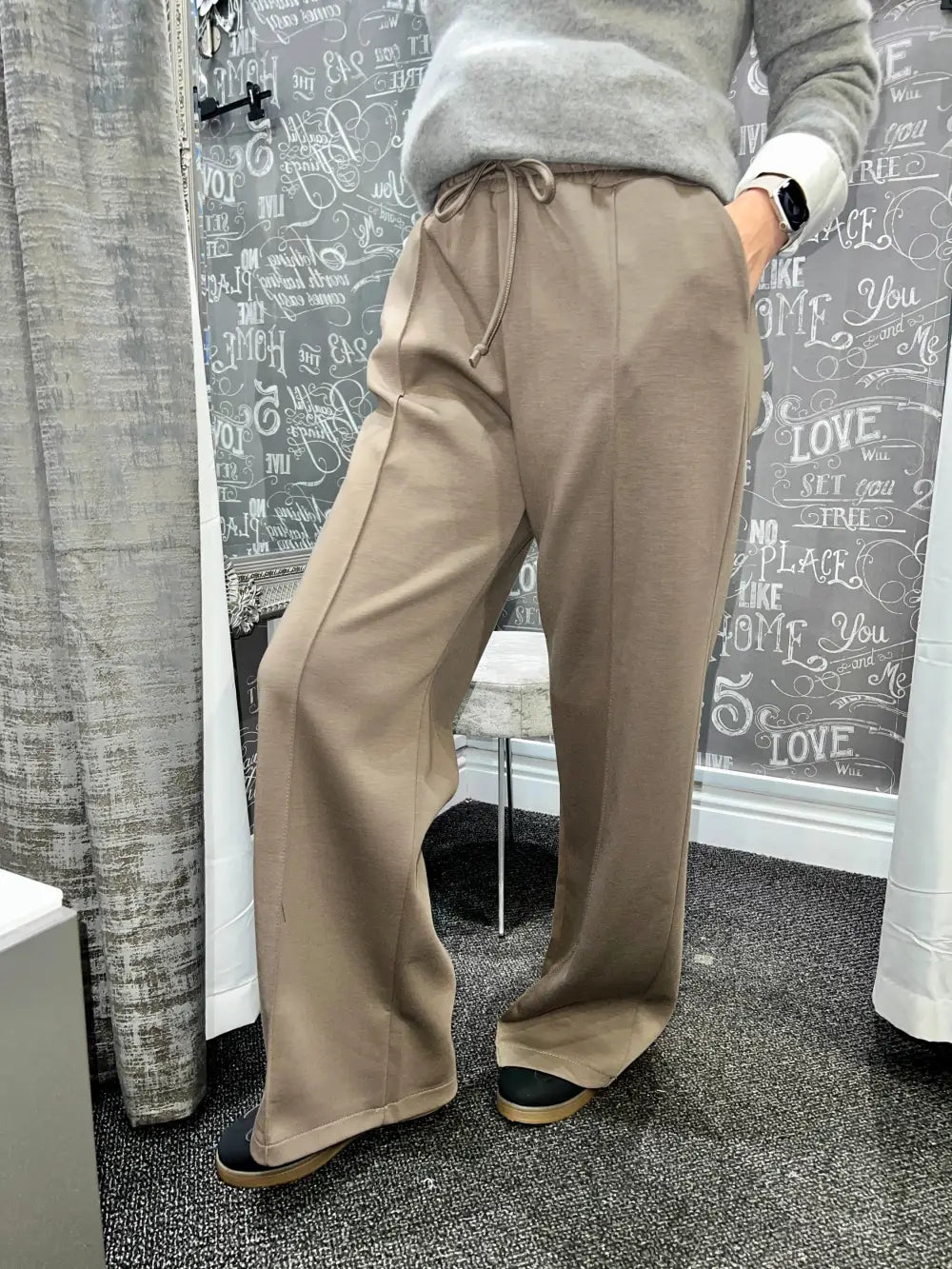 Lola Wide Leg Joggers MOCHA