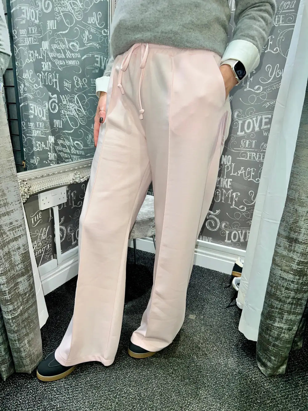 Lola Wide Leg Joggers PALE PINK