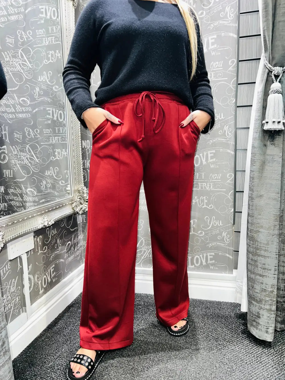 Lola Wide Leg Joggers WINE