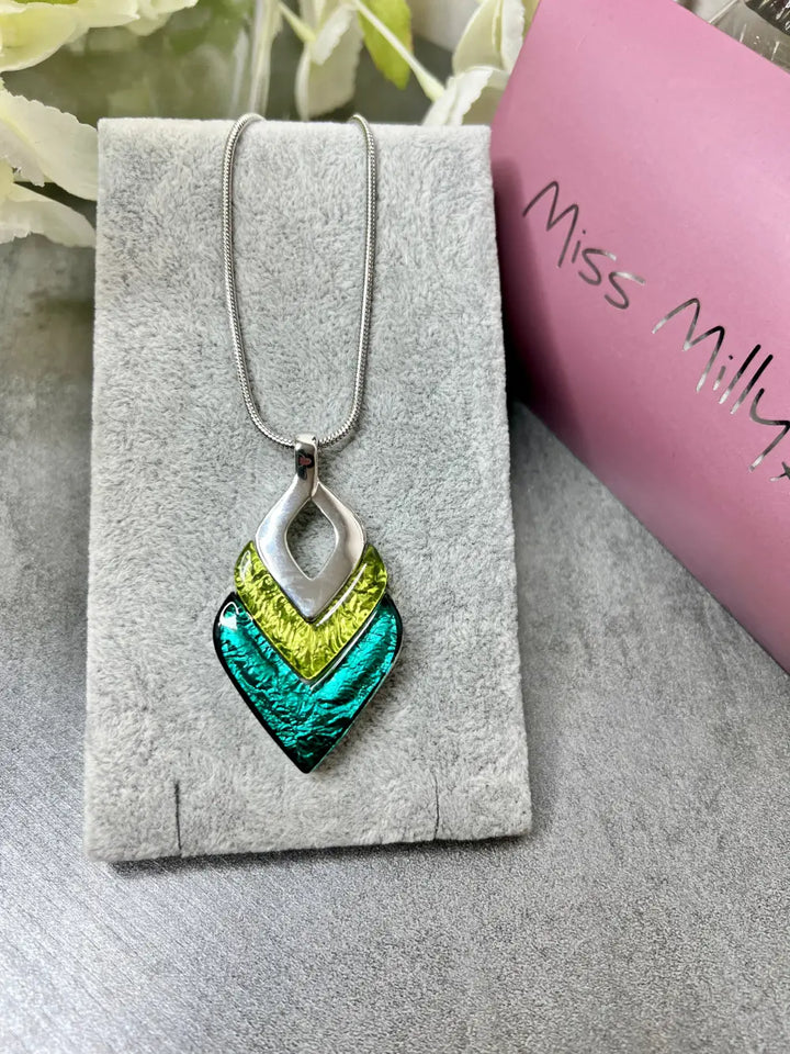 Miss Milly Diamond Resin Necklace GREEN