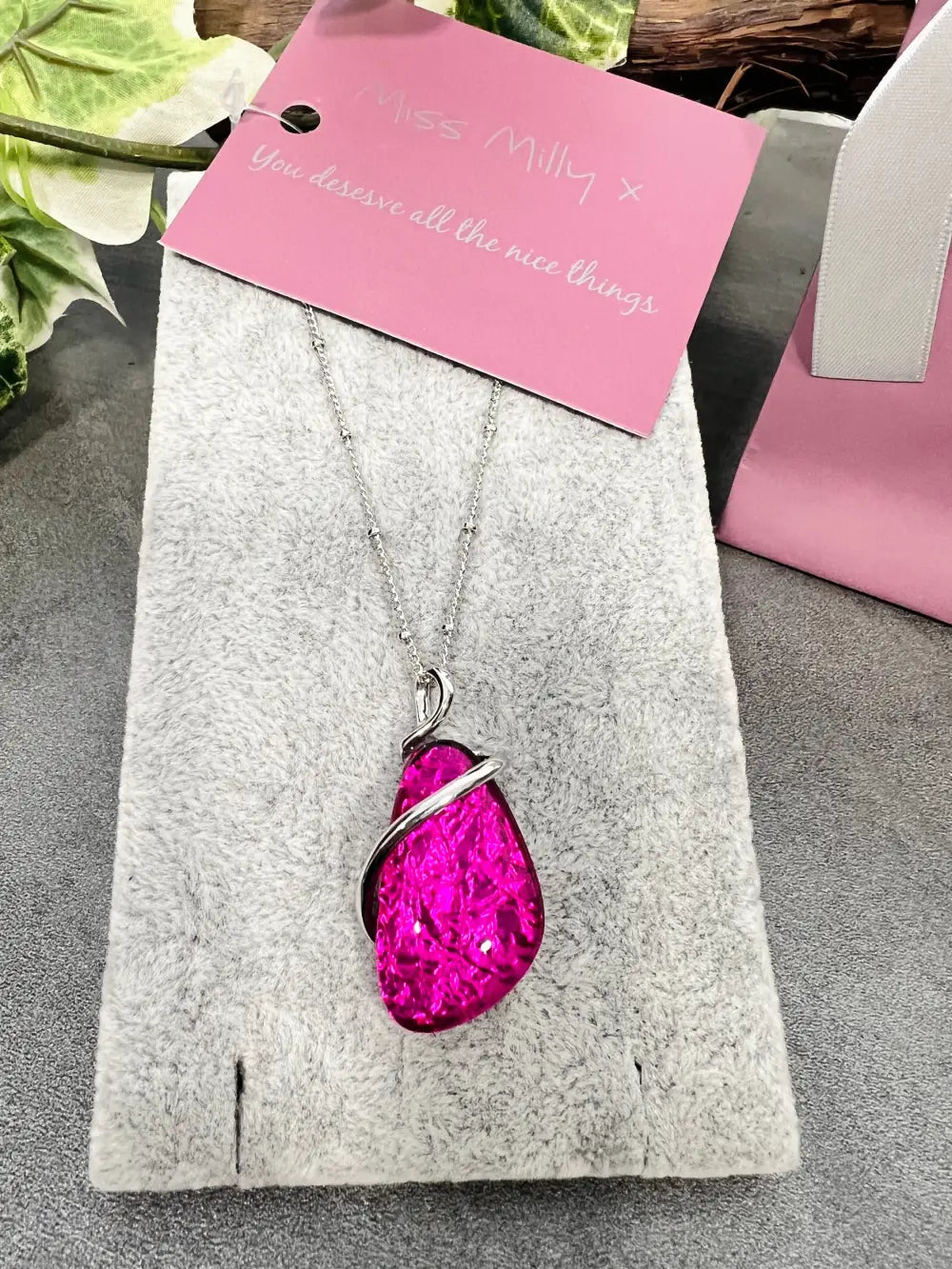 Miss Milly Drift Necklace FUCHSIA
