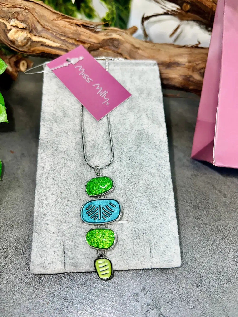 Miss Milly Drop Necklace GREEN