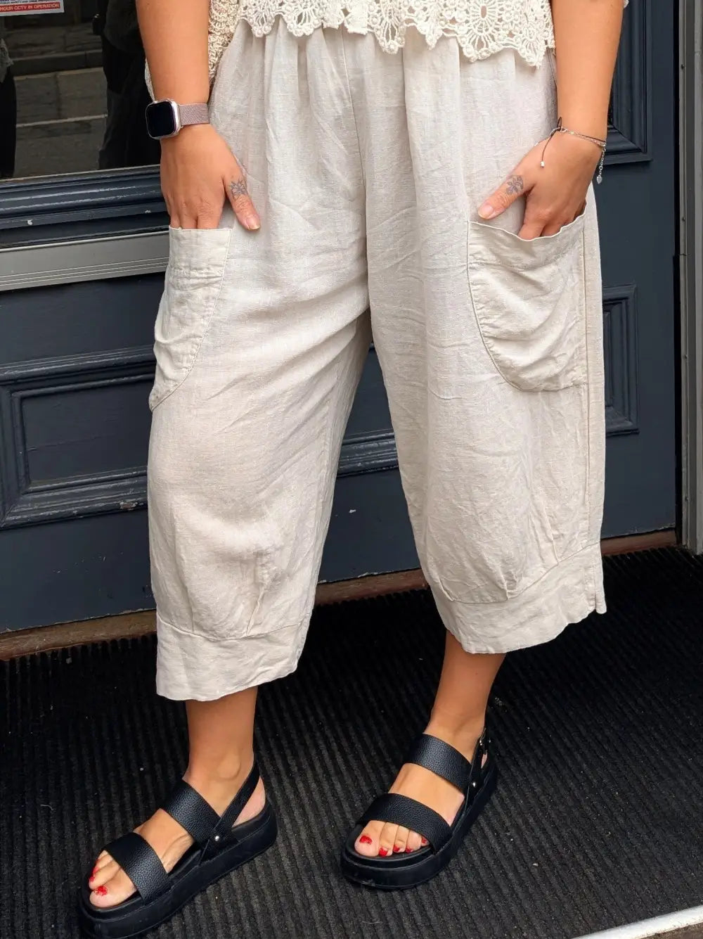 Olivia Linen Cropped Trousers BEIGE