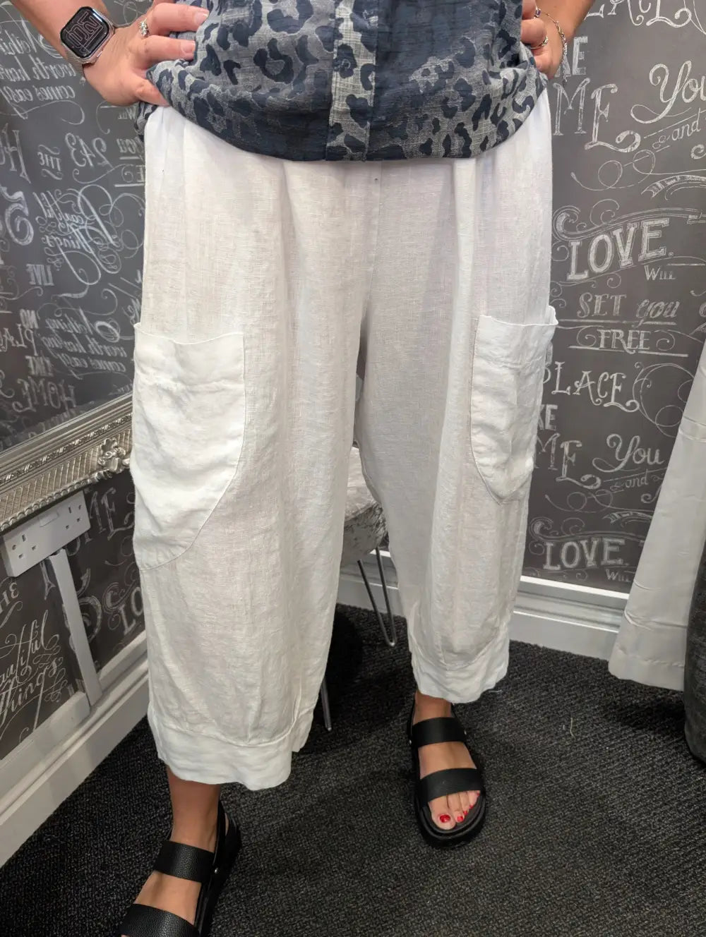 Olivia Linen Cropped Trousers WHITE