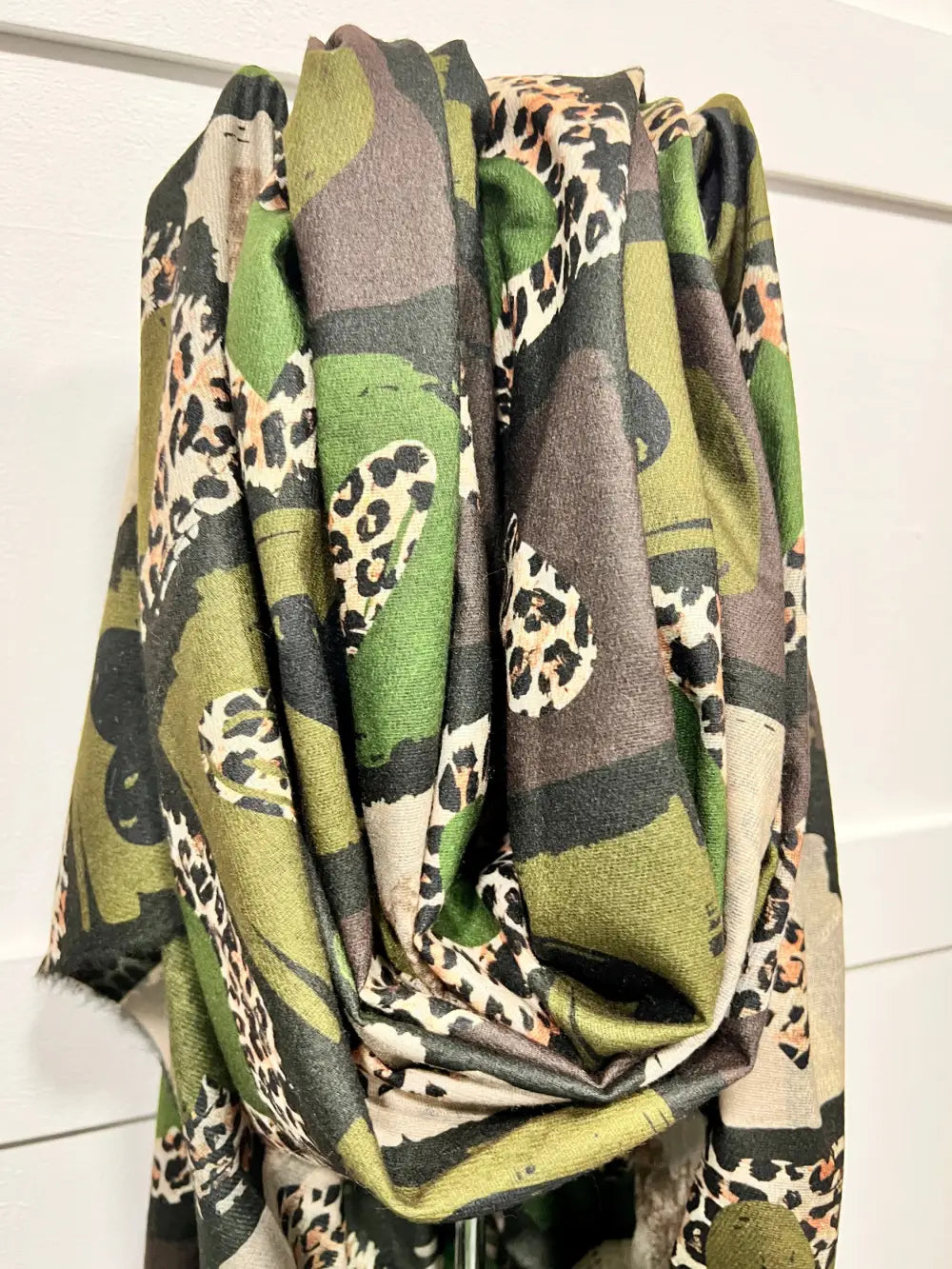 Patchwork Heart Scarf KHAKI - Scarf