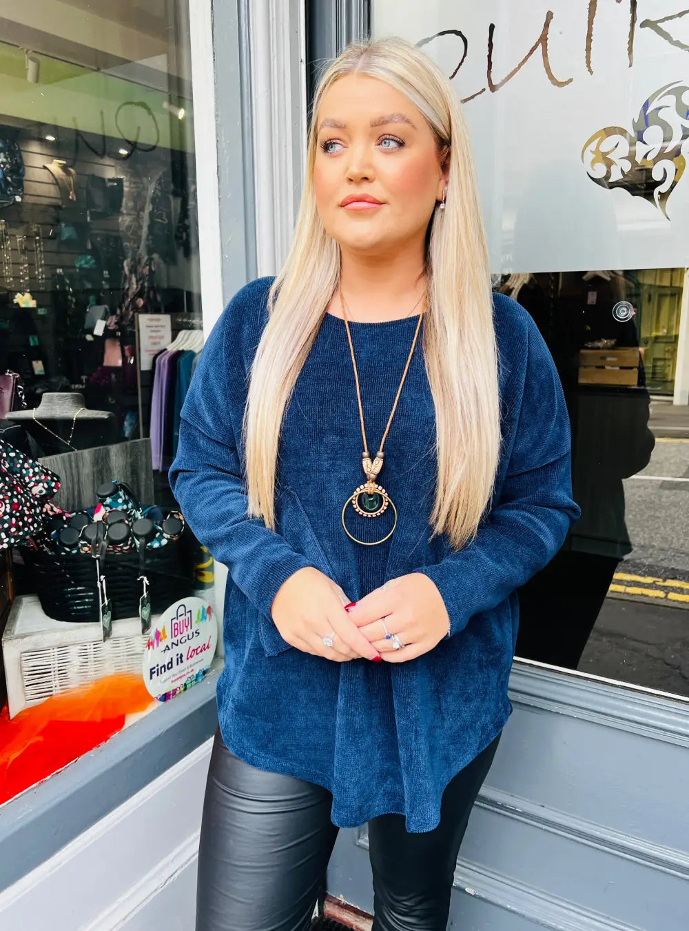 Rosie Chenille Necklace Top NAVY