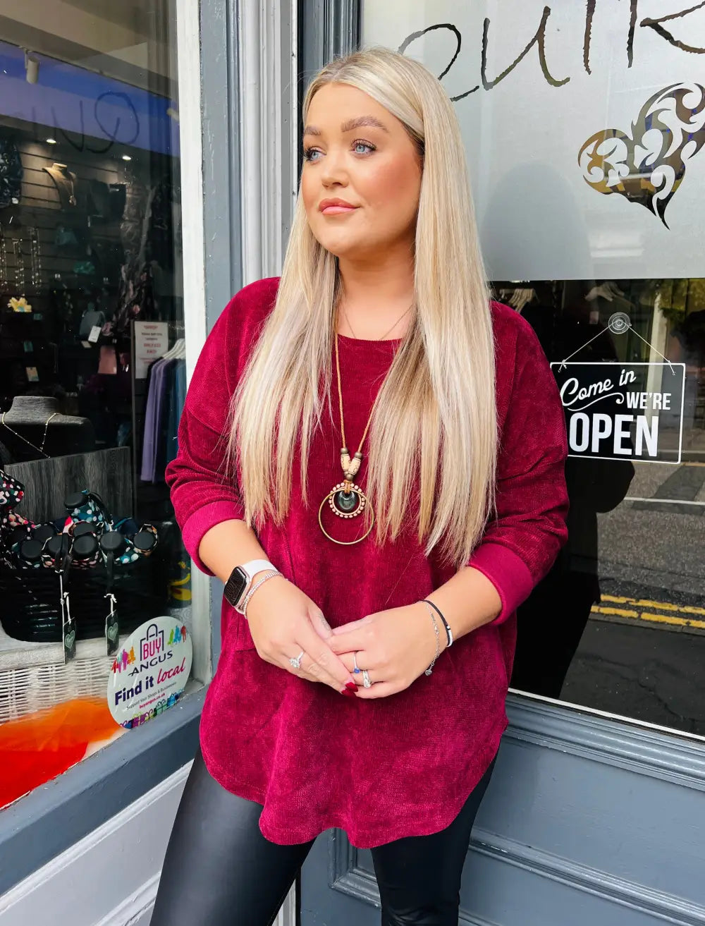 Rosie Chenille Necklace Top WINE