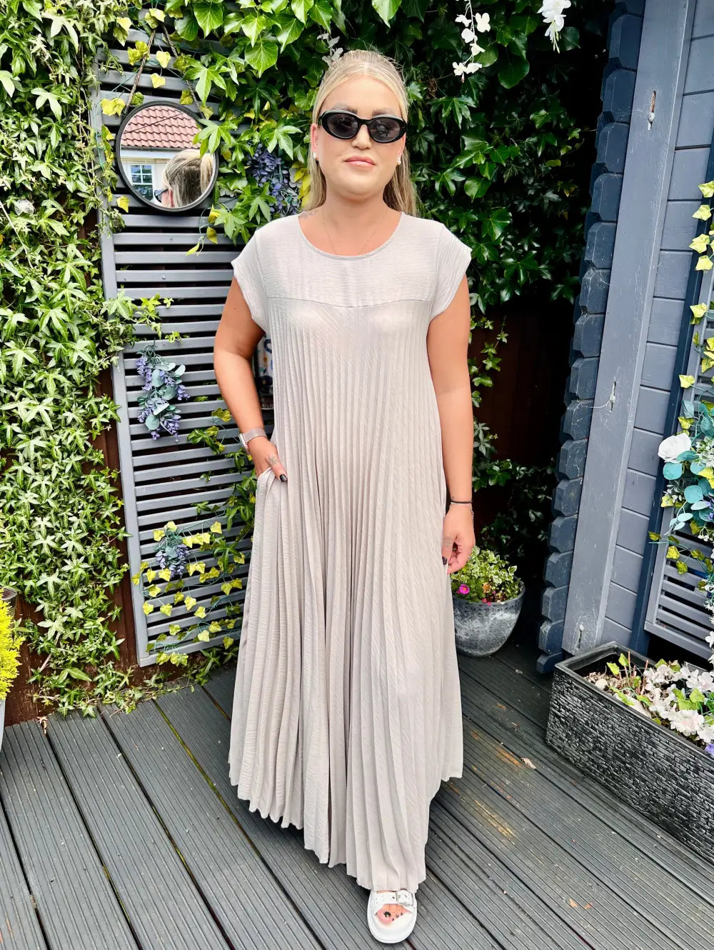 Safira Pleated Maxi Dress BEIGE