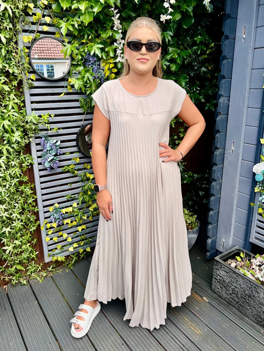 Safira Pleated Maxi Dress BEIGE