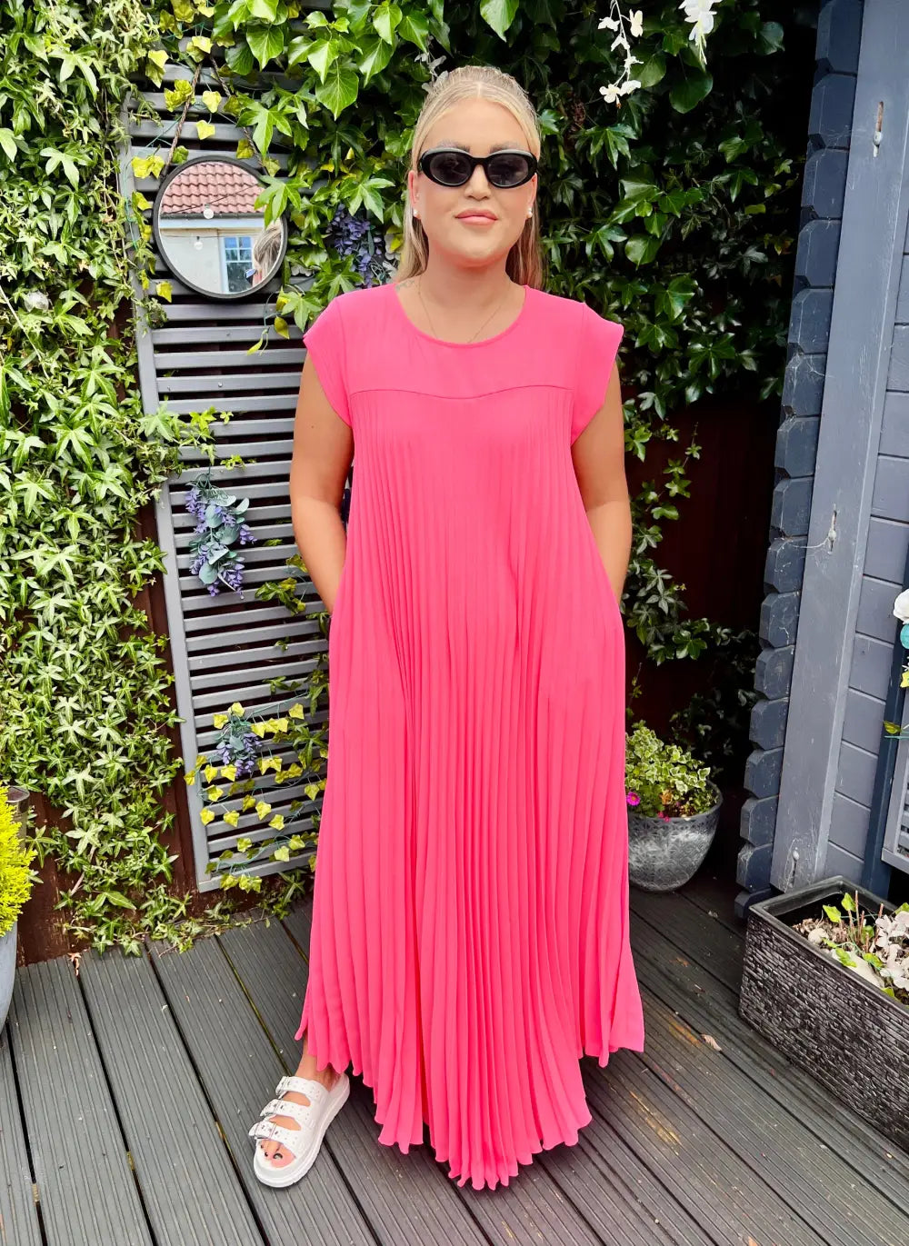 Safira Pleated Maxi Dress BUBBLEGUM PINK