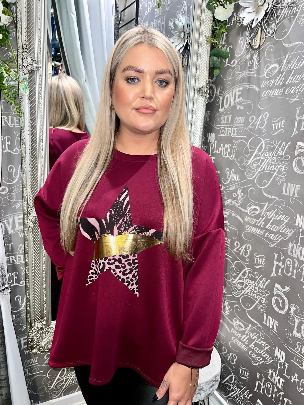 Scarlett Foil Star Top WINE