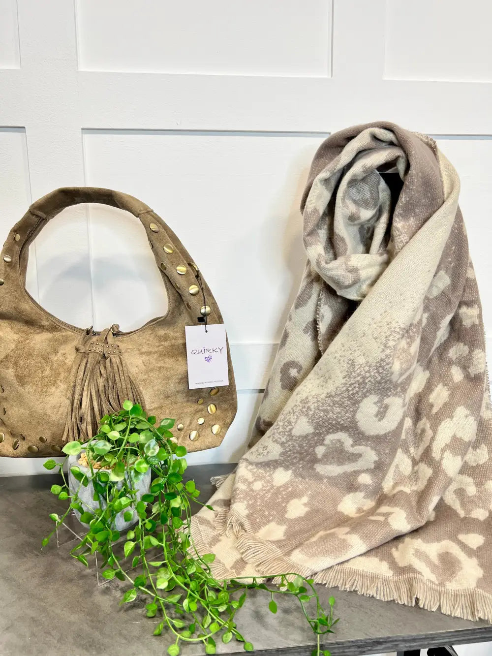 Shadow Heart Scarf MOCHA - Scarf