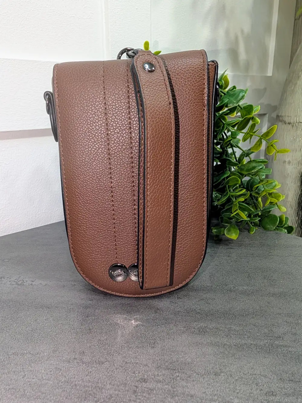 Tazmin Phone Bag CHOCOLATE