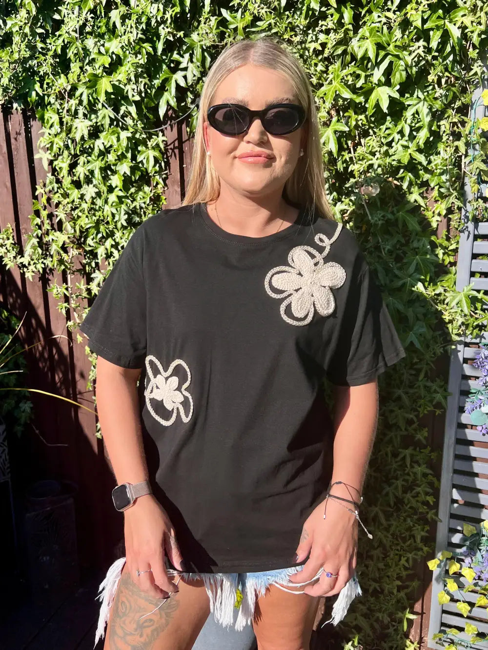 Tia Embroidered Flower T-Shirt BLACK - L/XL