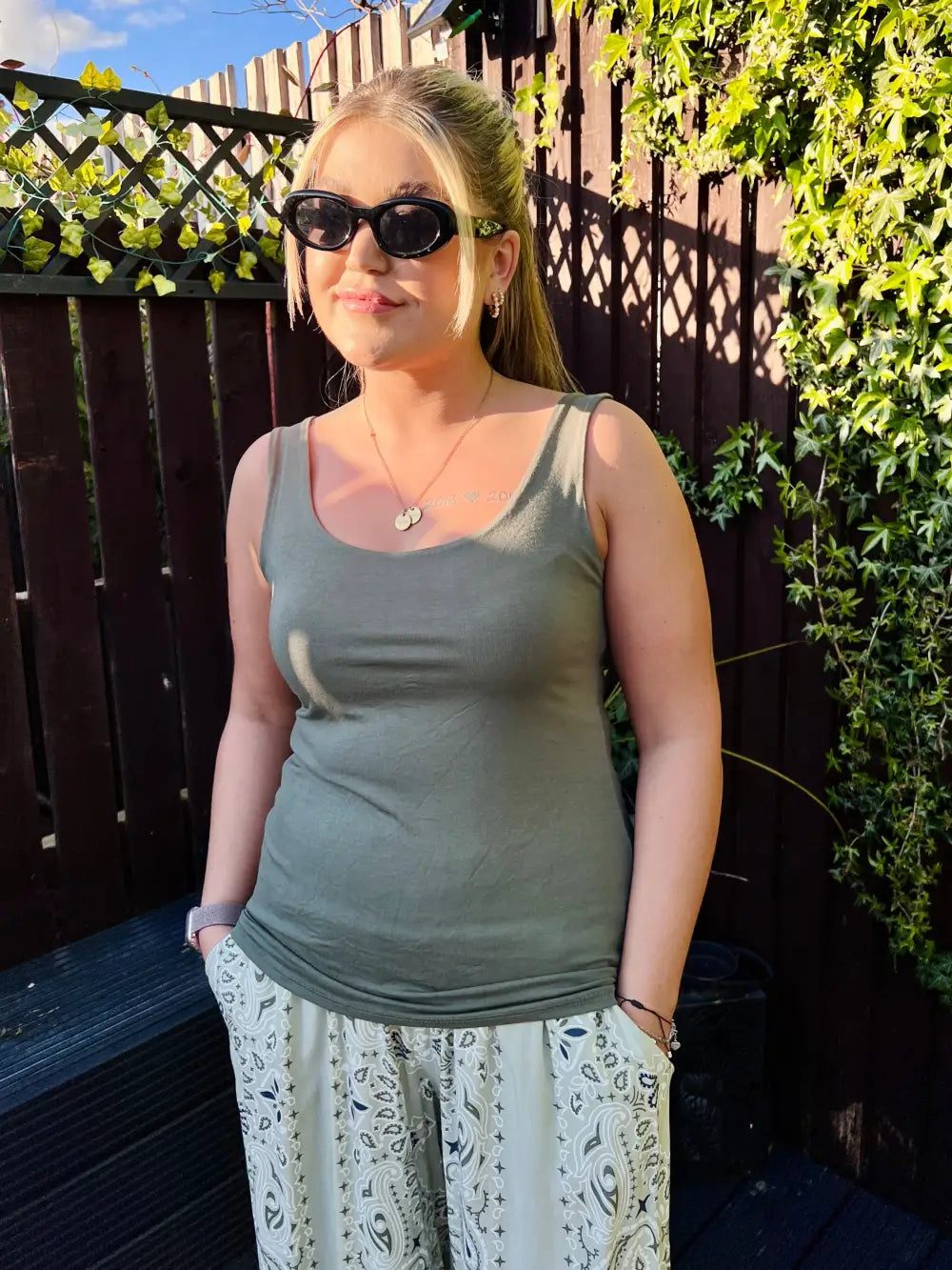 Tina Stretch Vest KHAKI