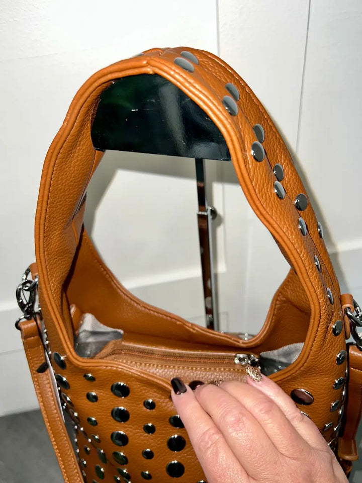Vallan Stud Bucket Bag TAN - Crossbody